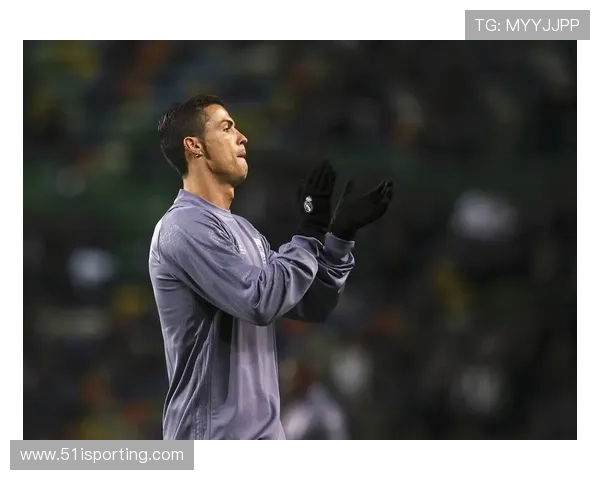 从青涩少年到足球巨星那些明星的蜕变之路与成长故事