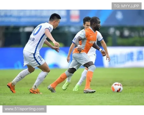 全运会回顾：深圳足球队展现出强大实力与团队精神的精彩表现