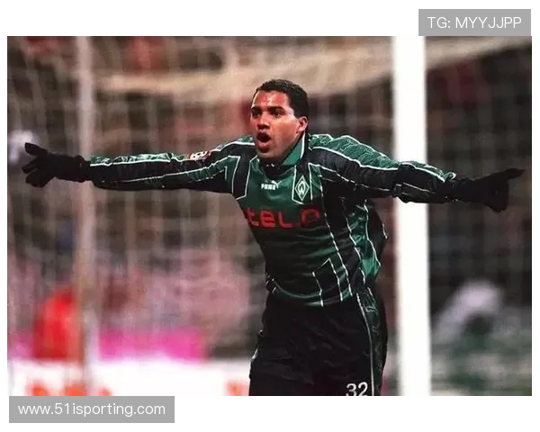 足球场上的闪电之星那些跑得飞快的足球明星们